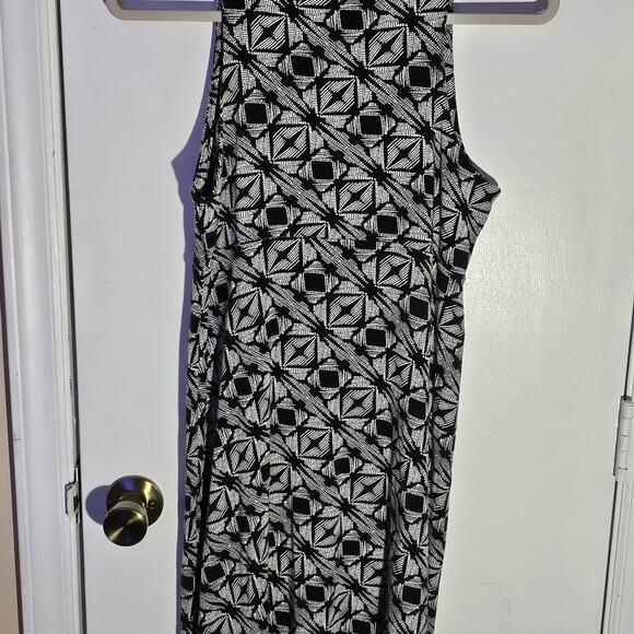 Athleta Santorini High Neck Printed Dress Size M Athleisure Camping Outdoors - Picture 6 of 7